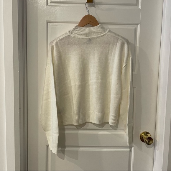 H&M Knit Top White Long Sleeve US Size M - Picture 2 of 3